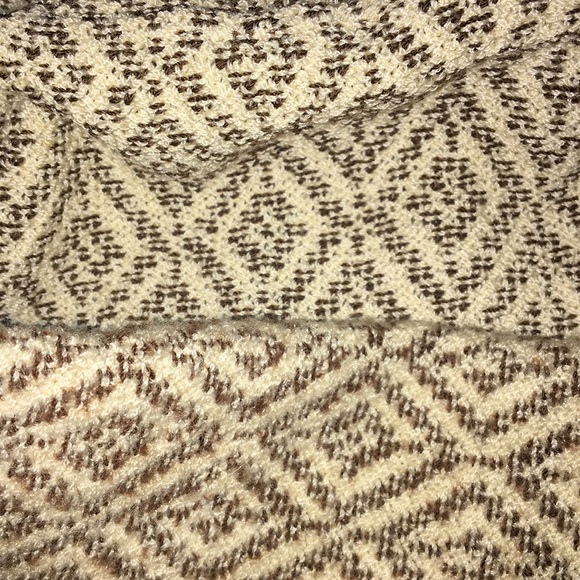 St. John Skirt Suit - Picture 5 of 8